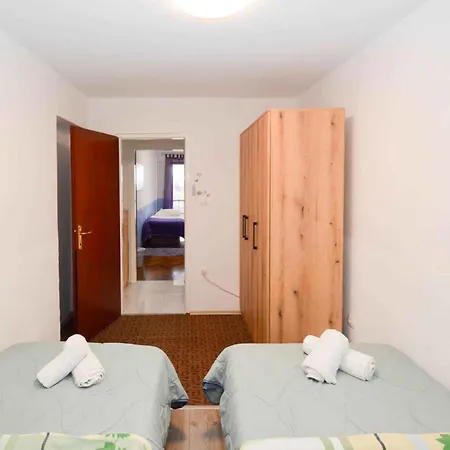 Pula 15 Apartment Veruda