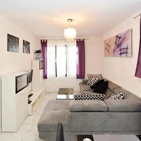 Pula 15 Apartment *