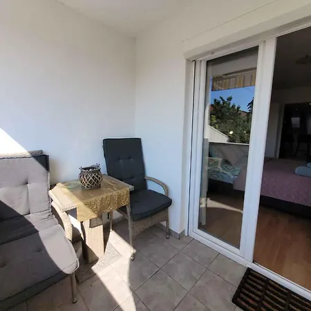 Appartement Apartment in Pula/Istrien 11080 *