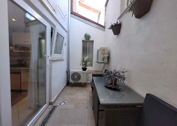 Apartment in Pula/Istrien 11080 Pula