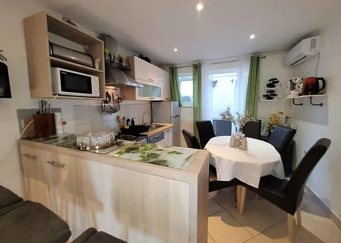 Apartment in Pula/Istrien 11080