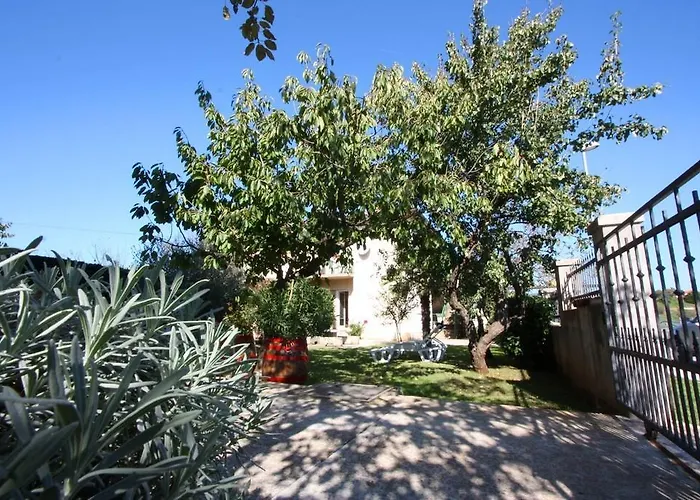 Apartment in Pula/Istrien 11080 *