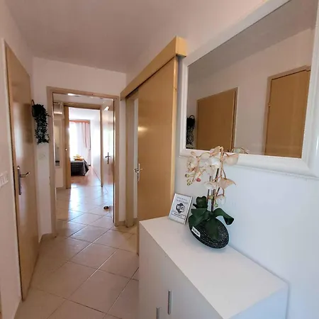 Apartman In - Istrien 11080