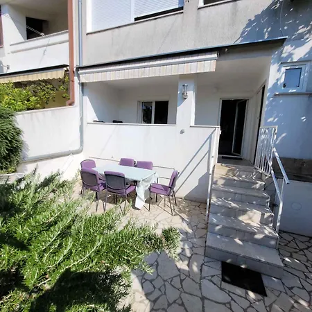 In - Istrien 11080 Apartman *
