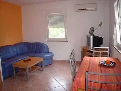 In - Istrien 11080 Apartman Póla