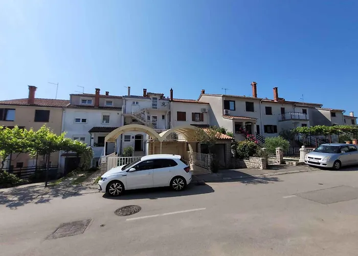 In - Istrien 11080 Апартаменты Пула