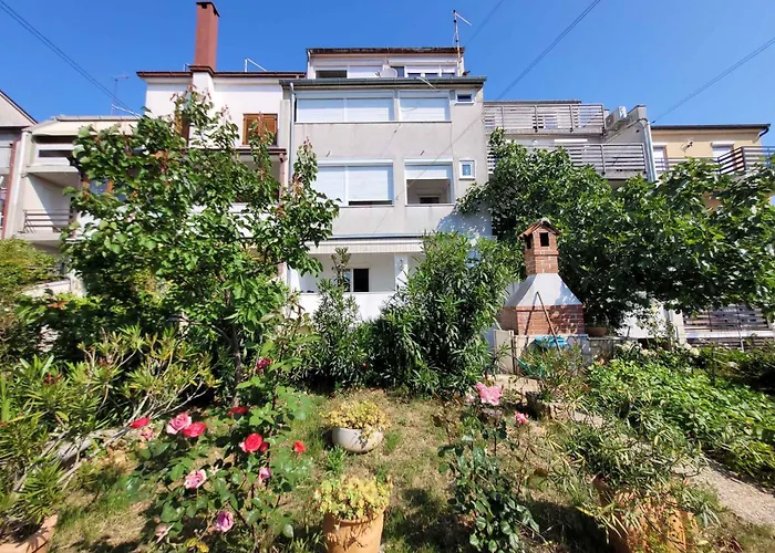 In - Istrien 11080 Пула